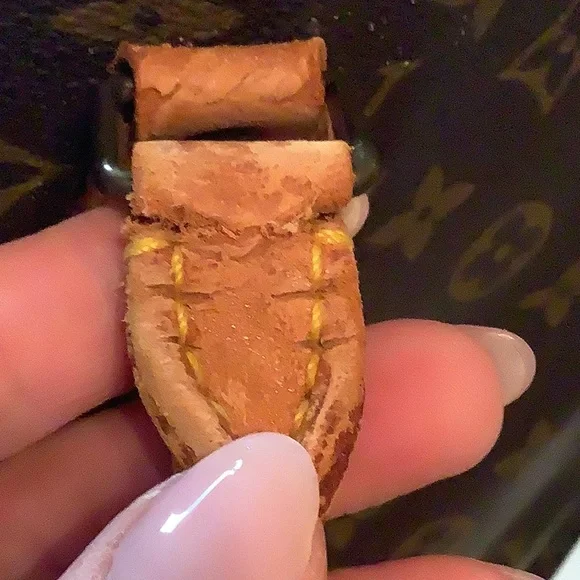 Louis Vuitton SAC Plat - Picture 16 of 16